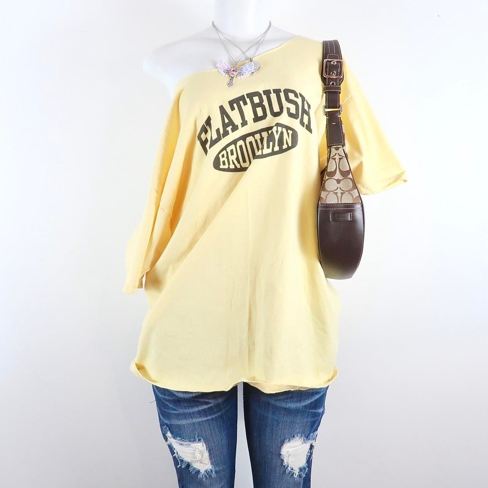 vintage y2k yellow flatbush brooklyn graphic tee 2000s